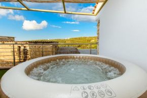 Kilada Village Retreat - Jacuzzi - Parking - Garden